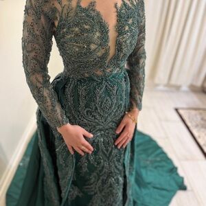 Elegant Green Embroidered Evening Gown